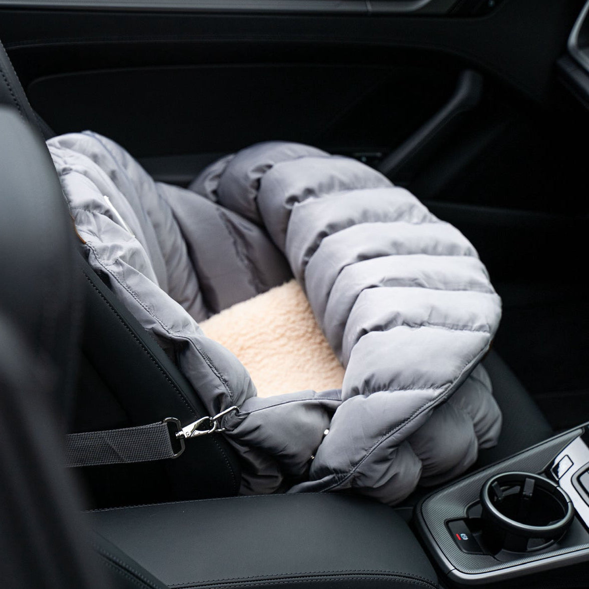 Hundetasche Baily für Hunde bis 12 Kg.Baily Hundetragetasche, optimiert für orthopädischen Komfort und tägliche Spaziergänge